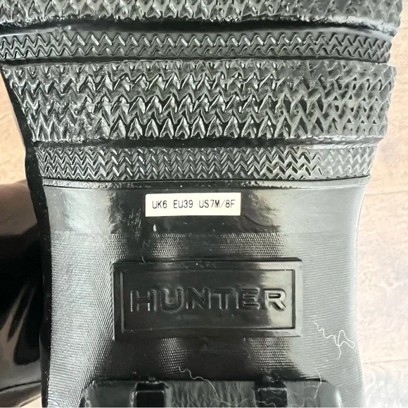 Women's Hunter Tall Boots with Boot Socks - Picture 6 of 9